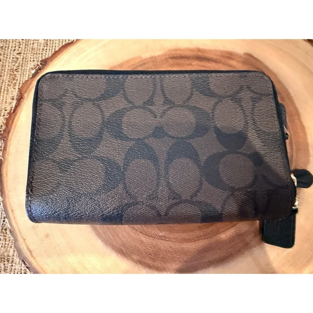 Coach Medium Id Zip Wallet In‎ Signature Canvas Black & Brown New 228$